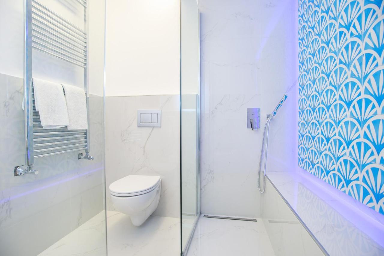 Juniorsuiteb&B Капри Екстериор снимка