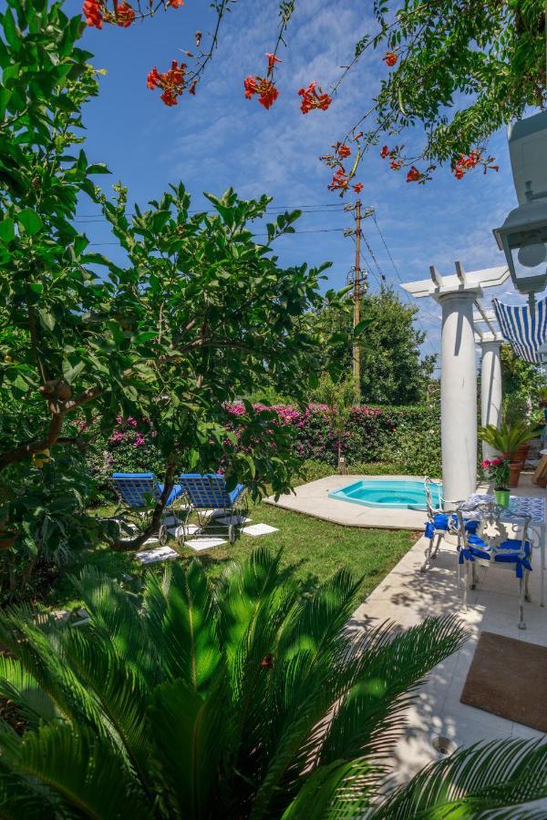 Juniorsuiteb&B Капри Екстериор снимка